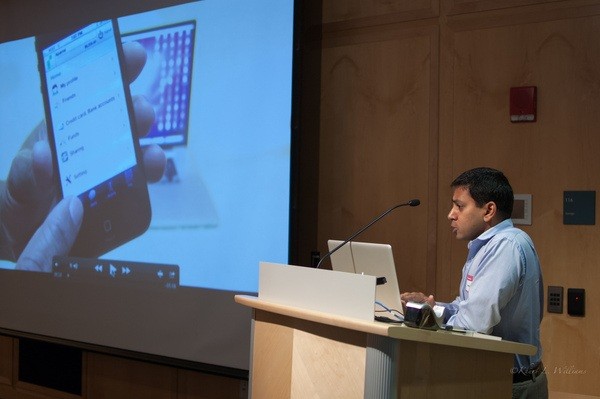 Photo: Avinash Kuttuva presents Payintele at the Princeton Tech Meetup in August. Photo Credit: Courtesy:  Khürt Williams